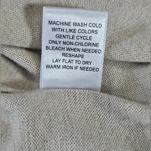 Lety & Me Cream Lightweight Long Cardigan With detailing Down Back And Sleeves - Picture 7 of 7